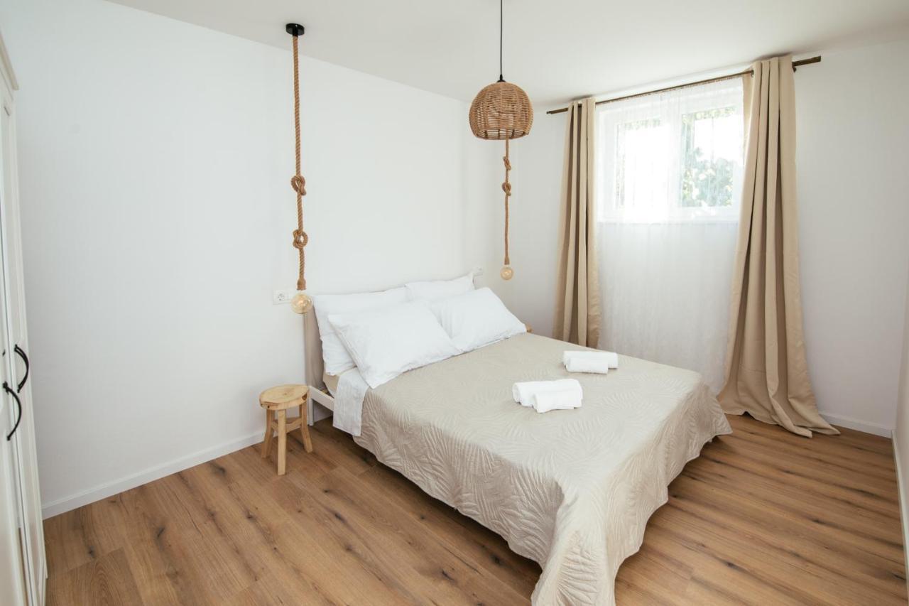 Apartmani Barbarosa Sveti Filip i Jakov Ngoại thất bức ảnh
