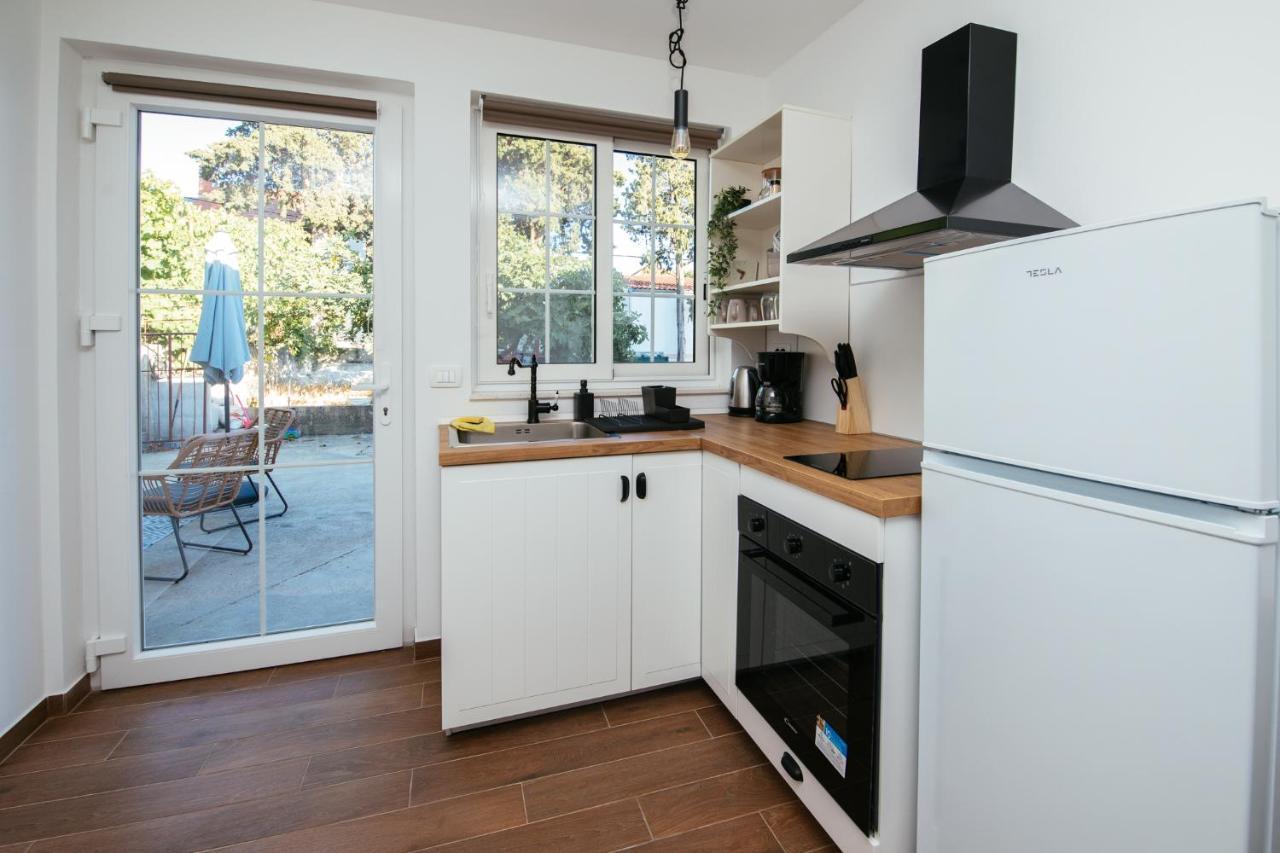 Apartmani Barbarosa Sveti Filip i Jakov Ngoại thất bức ảnh
